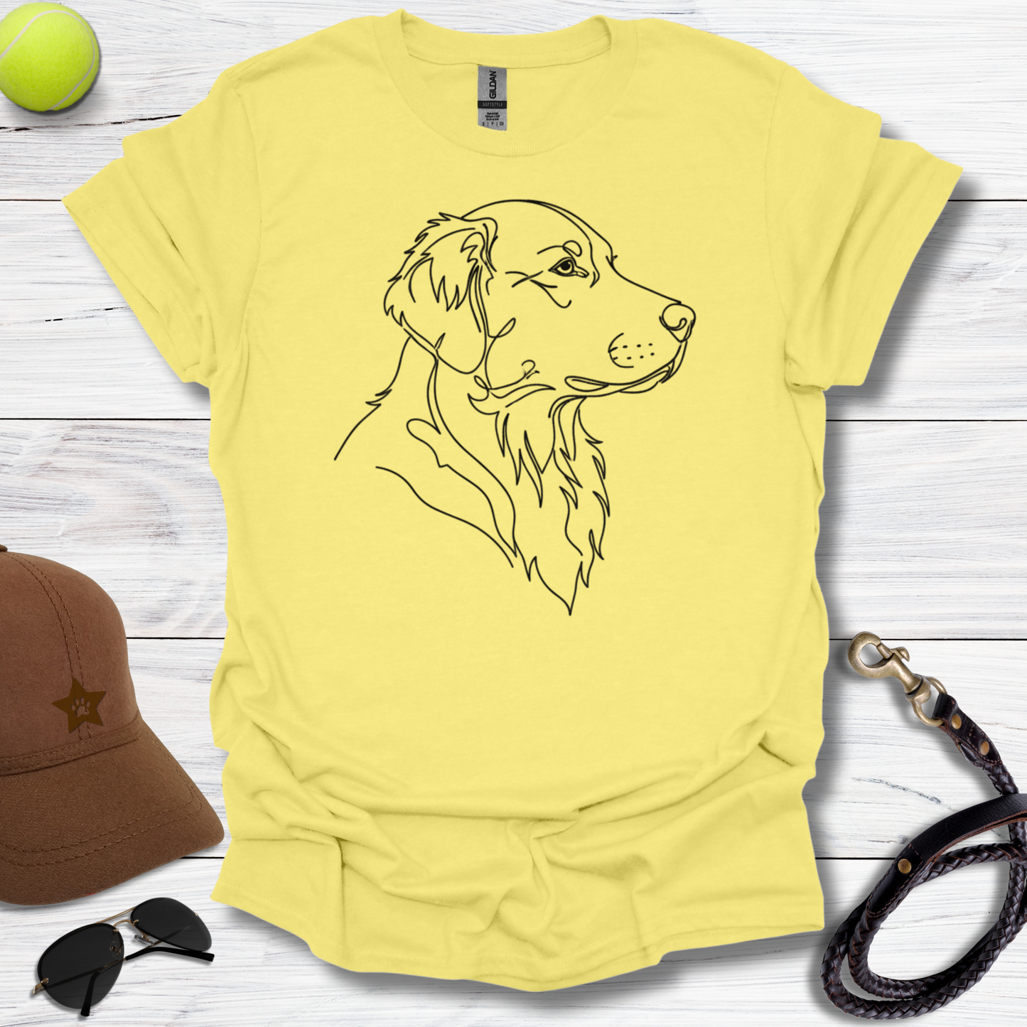 Golden Retriever Mimimalist T-Shirt